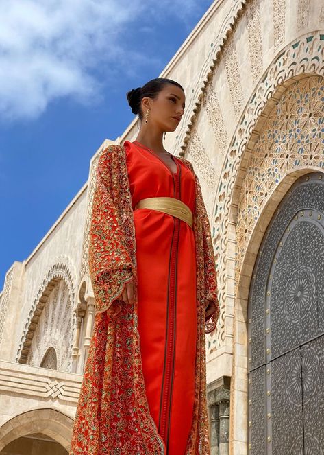 caftan orange, manche bouffante